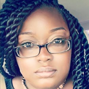 Meet your Posher, Shannon